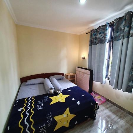 Villa Panda H Kota Bunga Puncak Cinengangirang Экстерьер фото